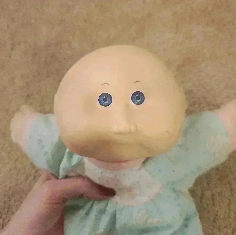 Vintage Cabbage Patch Doll Bald Blue Eyes Dressed In Sleep Sack It's A Girl #BB
